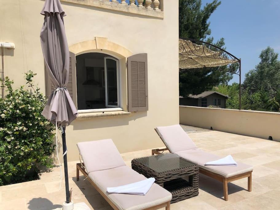 Appartement Dans Bastide A Saint Remy De Provence Eksteriør bilde