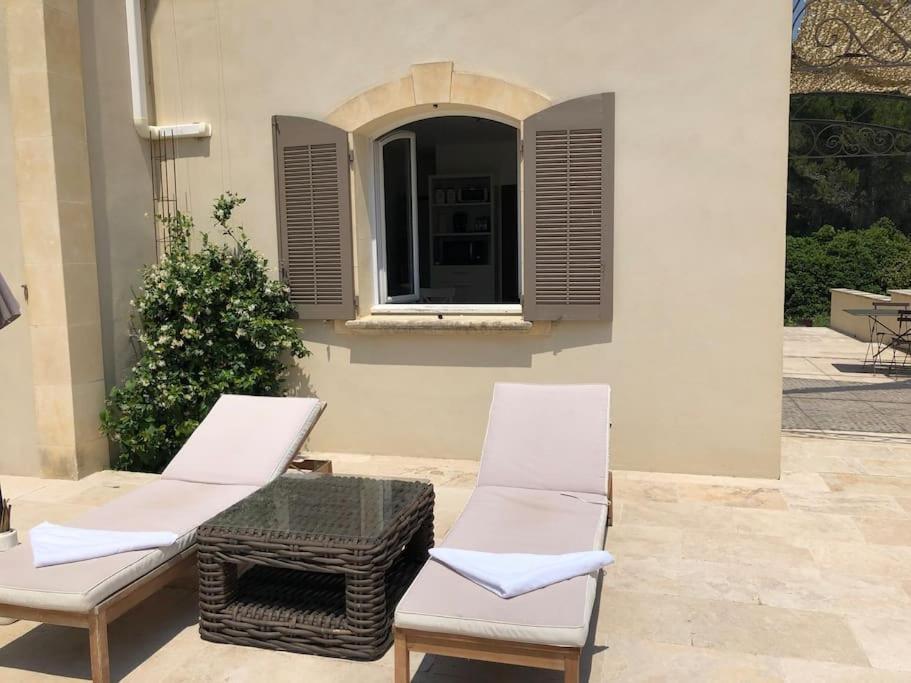 Appartement Dans Bastide A Saint Remy De Provence Eksteriør bilde