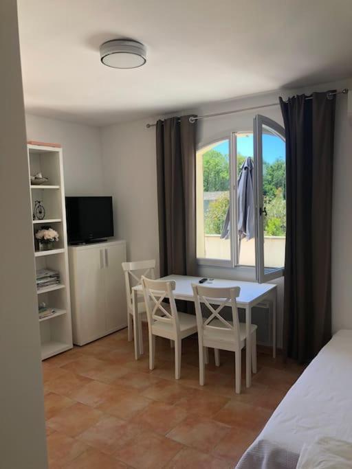 Appartement Dans Bastide A Saint Remy De Provence Eksteriør bilde